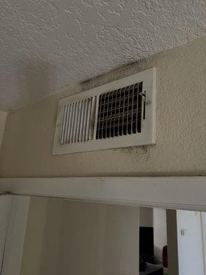 apartment dirty AC