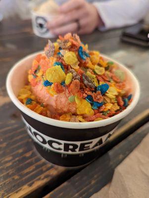 Fruity pebbles ice cream with fruity pebbles