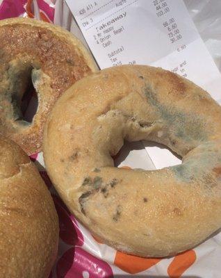 Moldy onion bagels disgusting!!!