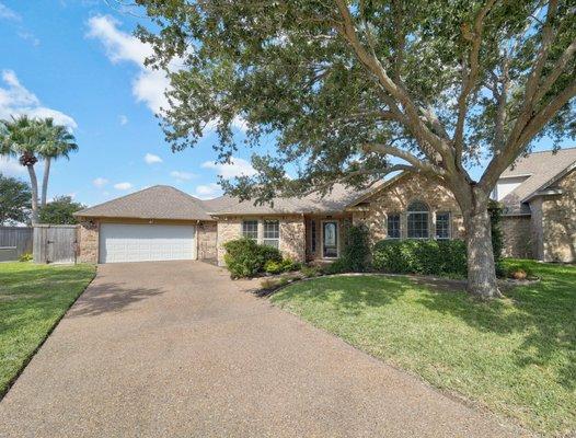 6401 Calais - great 4 bedroom 3 full bath home with a layout perfect for teenagers or inlaws.