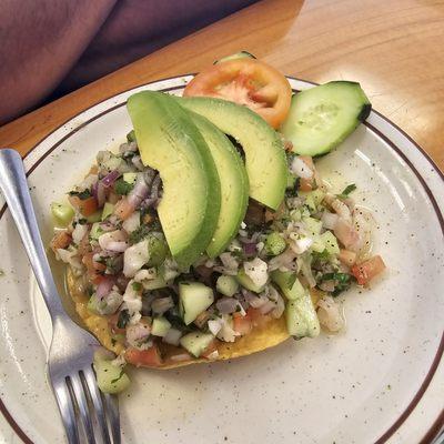 Ceviche de pescado tostada