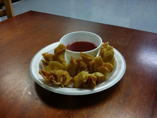 Crab Rangoon is frickin delicious here!