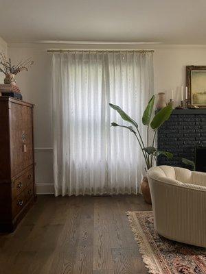 Linen drapes