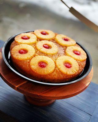 Pineapple upside down cake