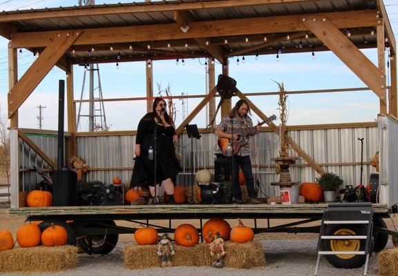 Live music at the pumpkin patch, Candice and the Business Casual