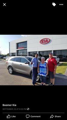 Another happy guests here at Boomer Kia