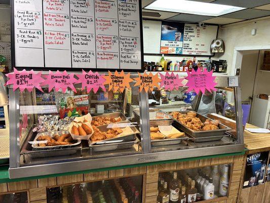 Hot Deli containing a variety of fresh, fried food corndogs to meatpies to chicken tenders, our hot deli serves these items daily.