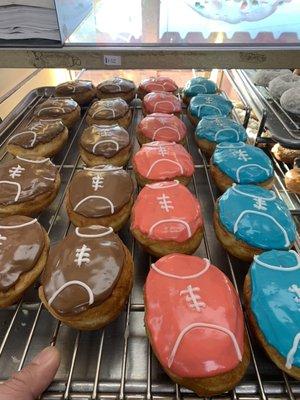 Super bowl donuts