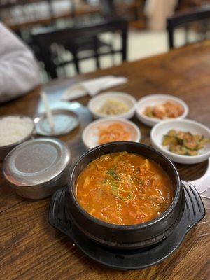 Kimchi jigae