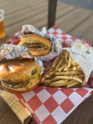 Cheeseburger and Fries