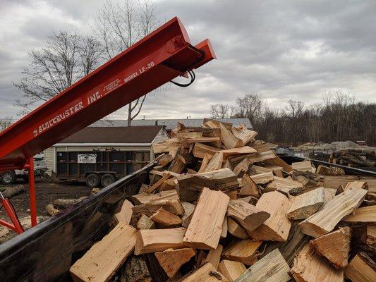 FIREWOOD! DELIVERY OR PICK UP, SEASONED!