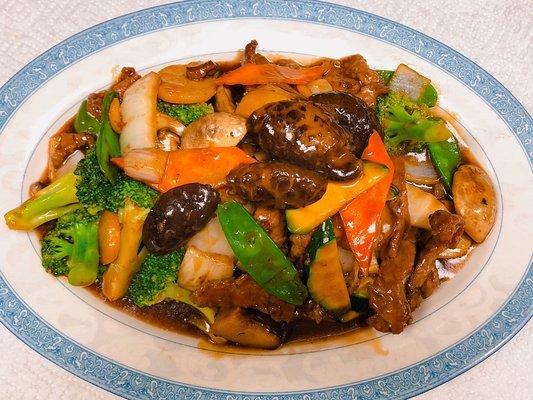 Beef with Double Mushrooms