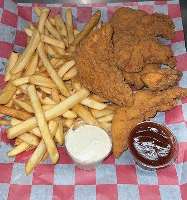 Chicken tenders with fries