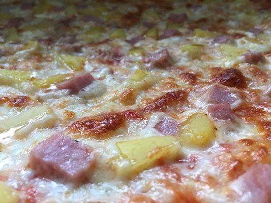 Hawaiian pizza