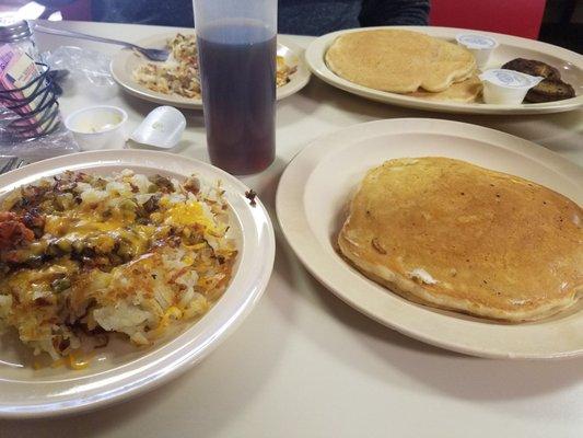 Hashbrown scramble and pancakes