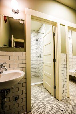 Shared Bathroom with Full Doors for Shower Rooms