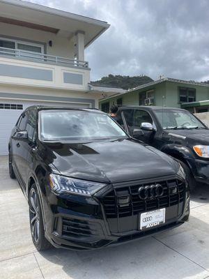 Just got our new Audi Q7 from Audi Honolulu.  Supper happy with the service.  Thank you Scout and James