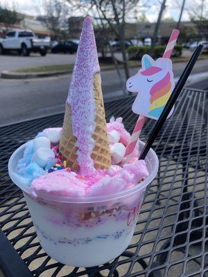 Unicorn sundae