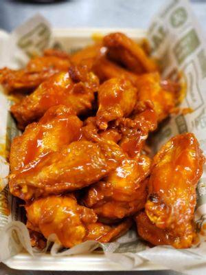 Love mango habanero best wings in town