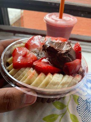 Bella Nutella Acai Bowl