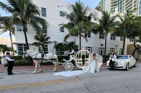 Horse & Carriage with Rolls Royce Ghost