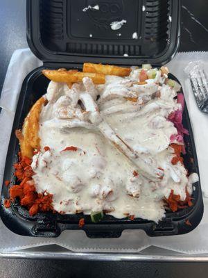 Chicken Over Rice Platter, Extra White Sauce All Over