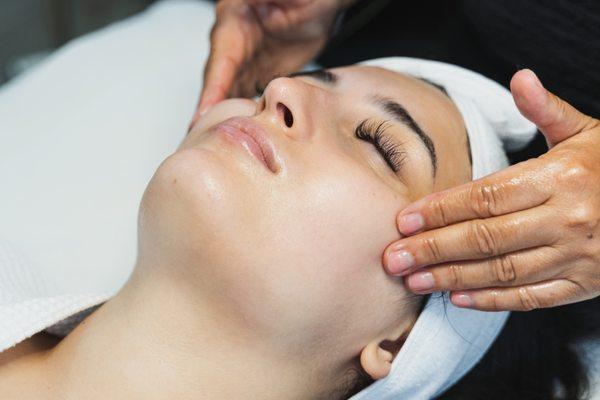 Signature Facial