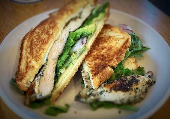 Helen 's Grilled Chicken Sandwich