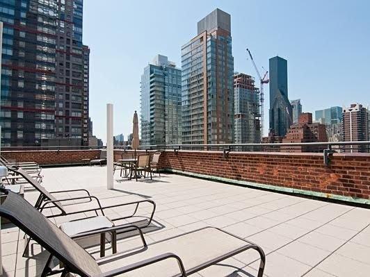 220 East 54th Street  9L (For Sale)