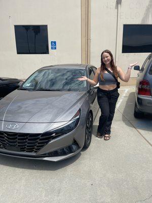 Congrats to Lillian on her new purchase of a 2023 Hyundai Elantra Hybrid. Another happy customer.