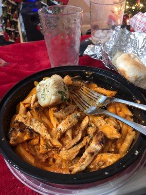 Penne alla vodka with grilled chicken