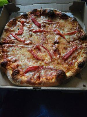 Roasted red pepper pizza