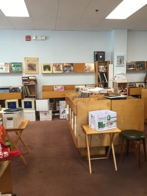 Deja Vu Records of Natick -- 154 East Central Street / Route 135, Natick         Interior