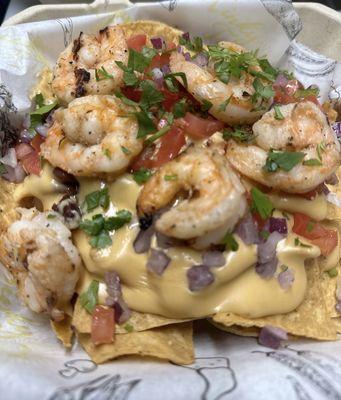 Shrimp nachos