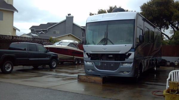 We service all motorhomes.