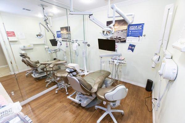 North Houston Dentist, Modern Technology, Invisalign, Veneers, Lumineers and Certified Dentist @ Prestigious Smiles Family Dentistry - 77069