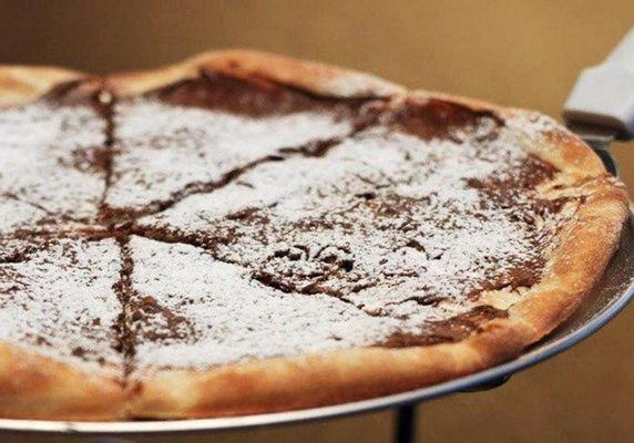 Nutella Pizza