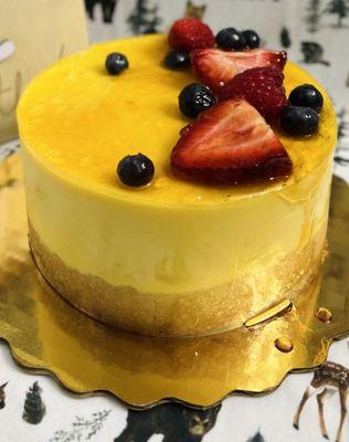 Mango cake