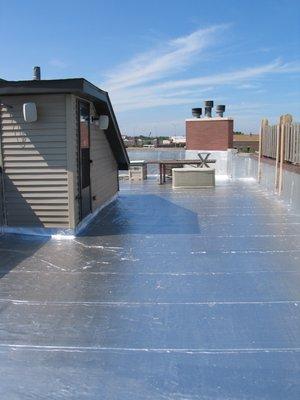 Roof Replacement - 3-Flat, Chicago - Rollin Contracting - Contact us Today for a Free Estimate!