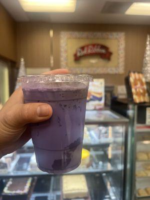 Ube latte