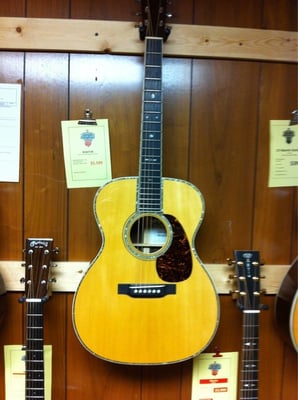 Martin 000-42 special edition $5599.00