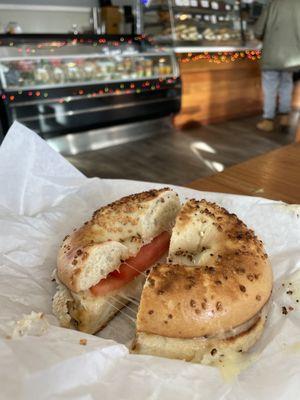 Mozzarella & Tomato Bagel