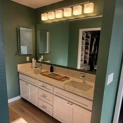 Double vanity