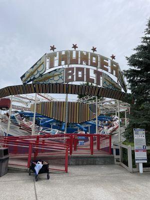 Classic midway ride ... but it only had music on one side! Boo!