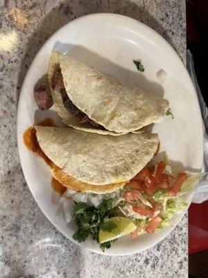 Tacos de Lengua y chicharrón