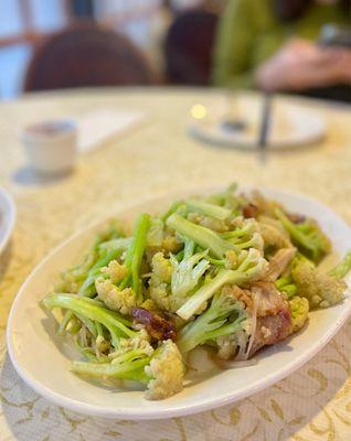 Sun dried Pork Bely with Cauliflower