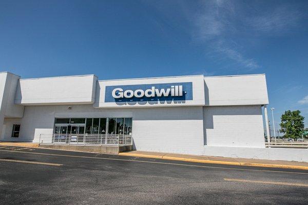 Midlothian Crossing Goodwill Retail Store