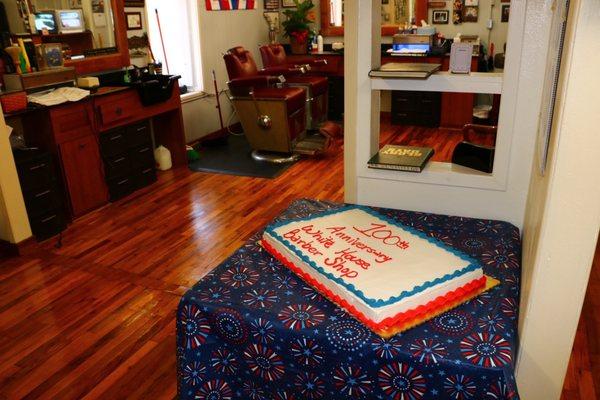 100tb year anniversary of the white house barbershop...