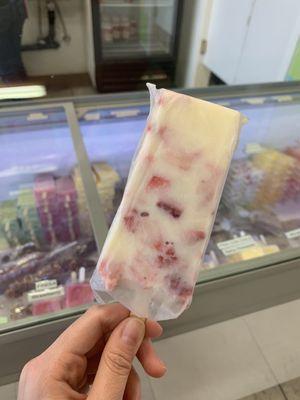 strawberries and cream paleta