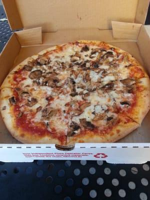 9" mushroom and sausage pizza